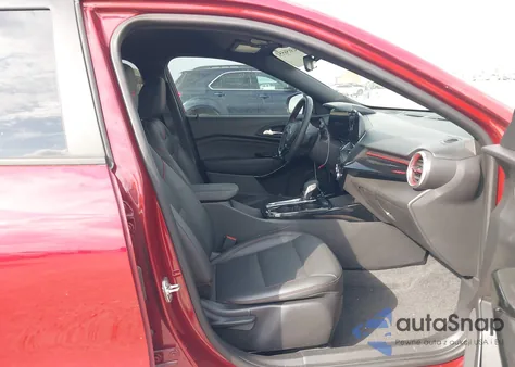 2025 Chevrolet Trax Fwd 2Rs z USA, uszkodzony, nr VIN KL77LJEP9SC086280